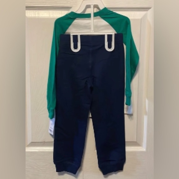 Carter's - 2 Piece Set - Tee & Jogger Pants - Lucky Charmer - 24 months - NWT - Picture 3 of 16